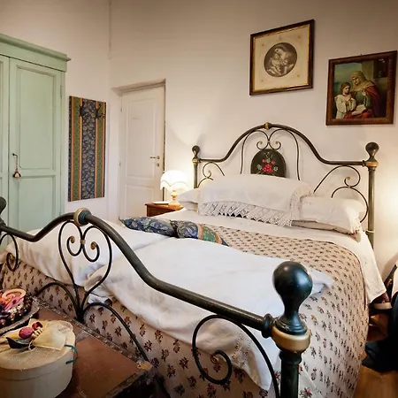 Titti Oda ve Kahvaltı Orciano di Pesaro